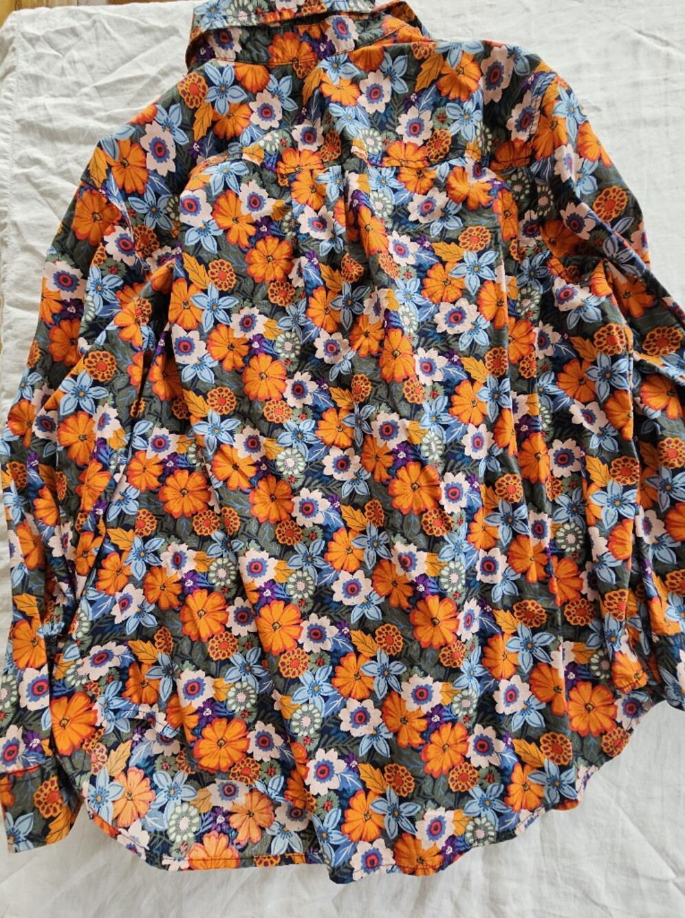 St. John's Bay Button Down Floral Top Size OX - Picture 6 of 6
